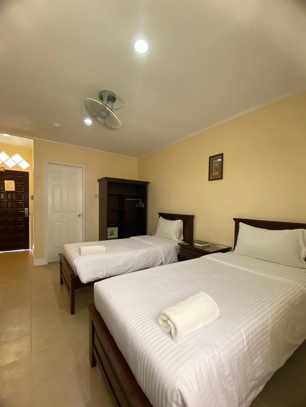 Panglao Regents Park Resort Extérieur photo