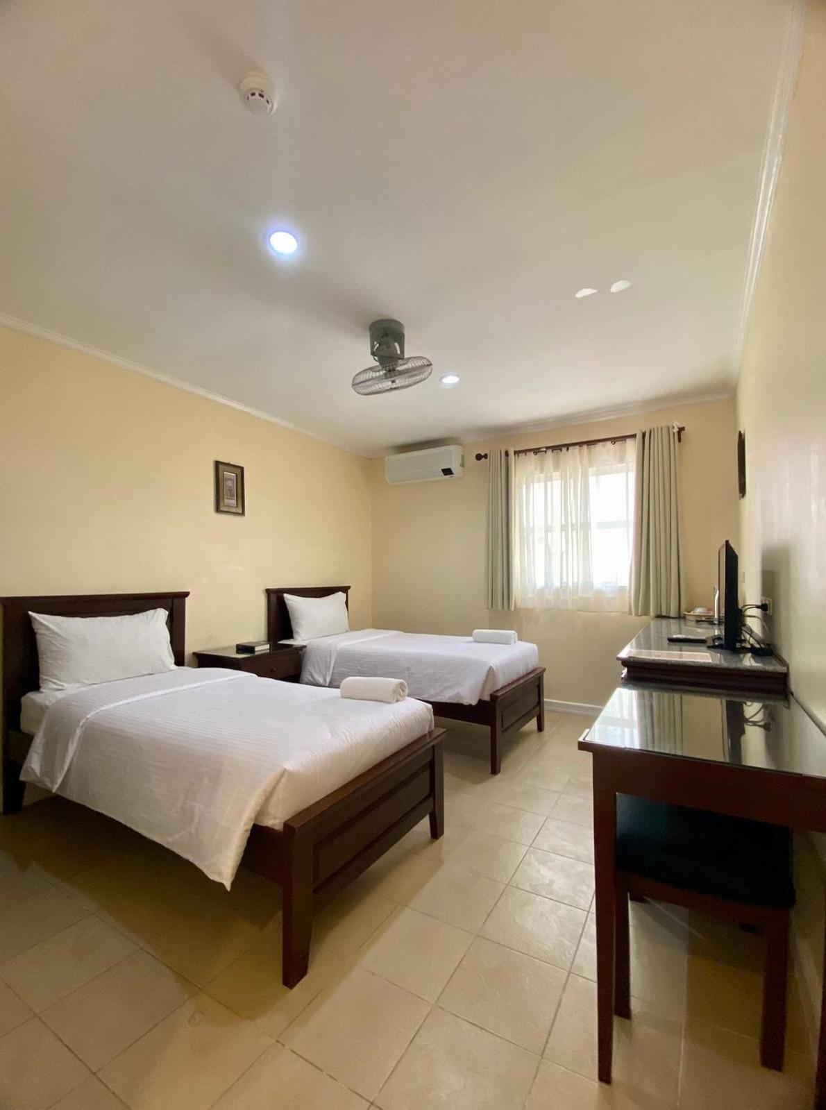 Panglao Regents Park Resort Extérieur photo