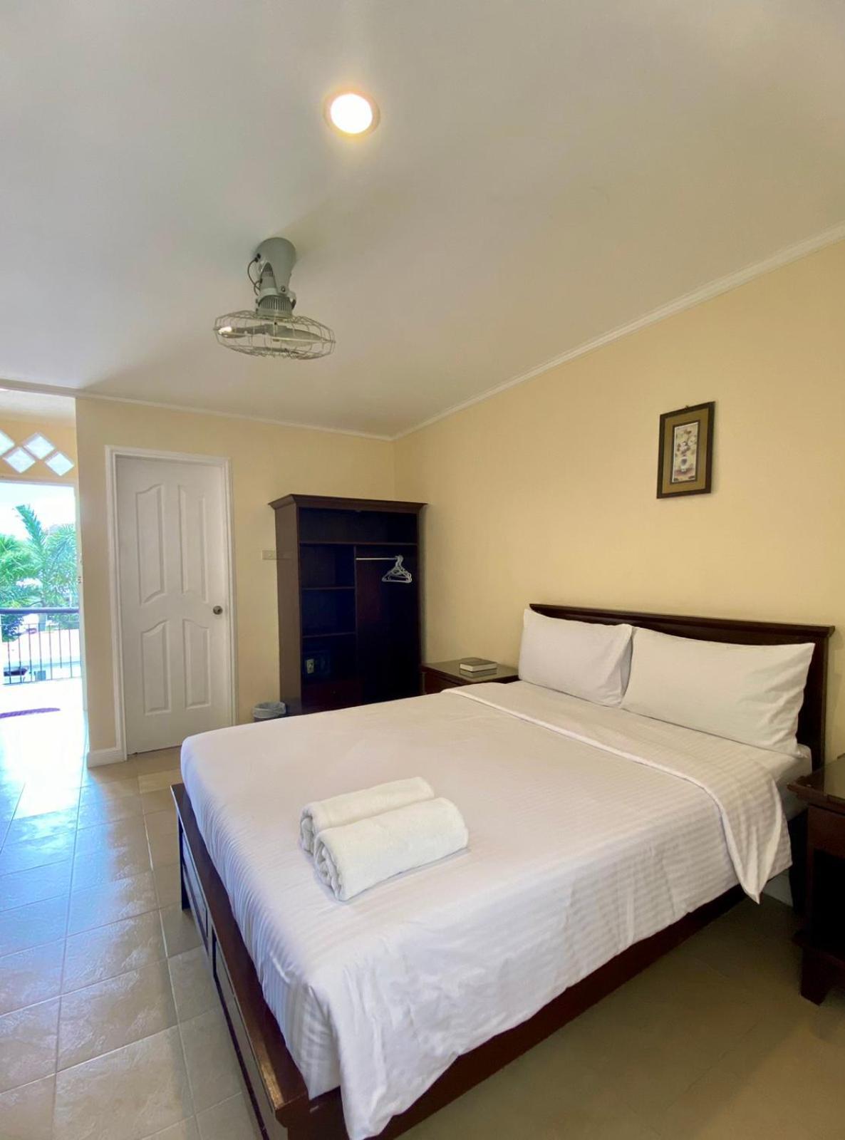 Panglao Regents Park Resort Extérieur photo