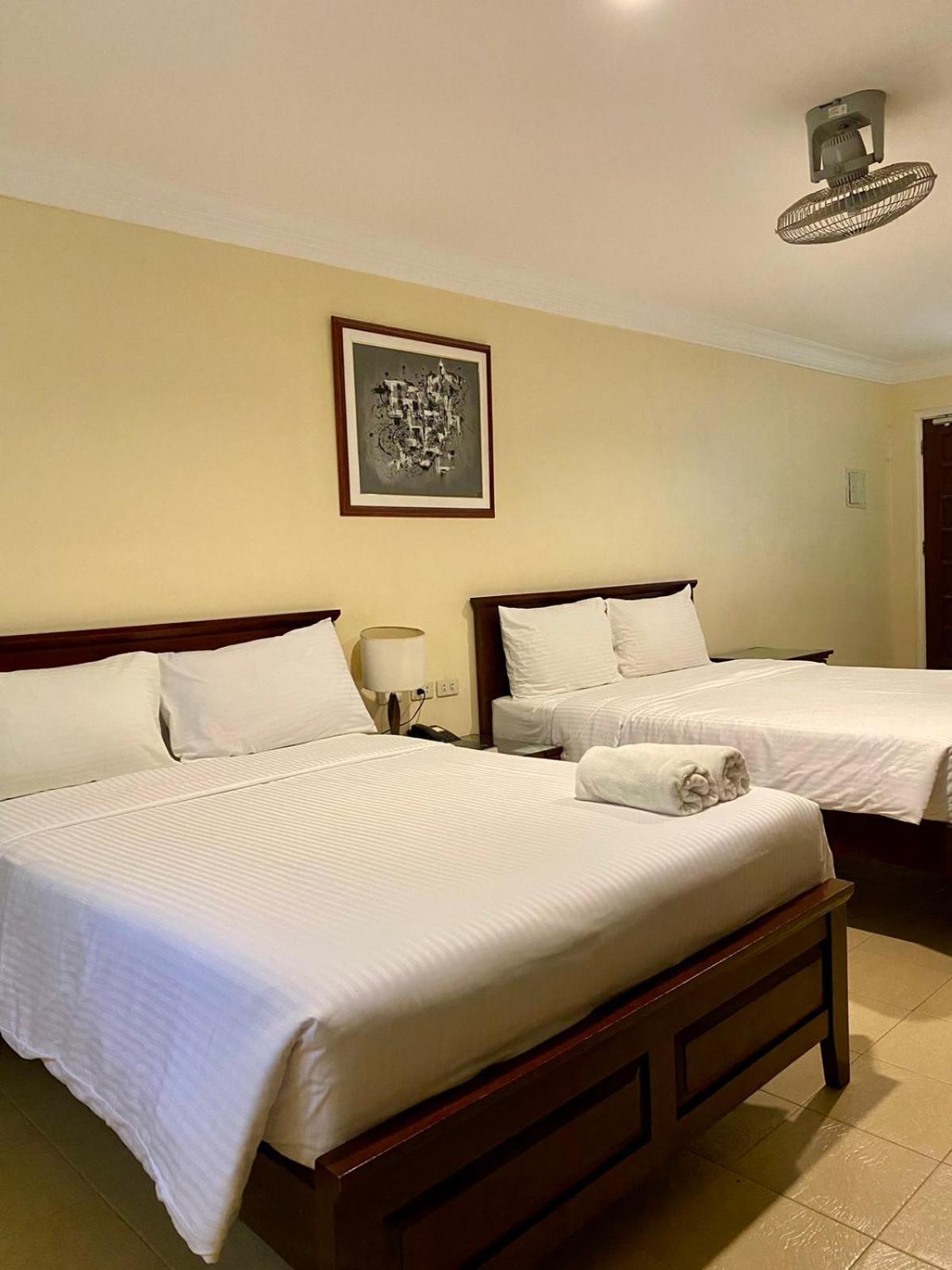 Panglao Regents Park Resort Extérieur photo